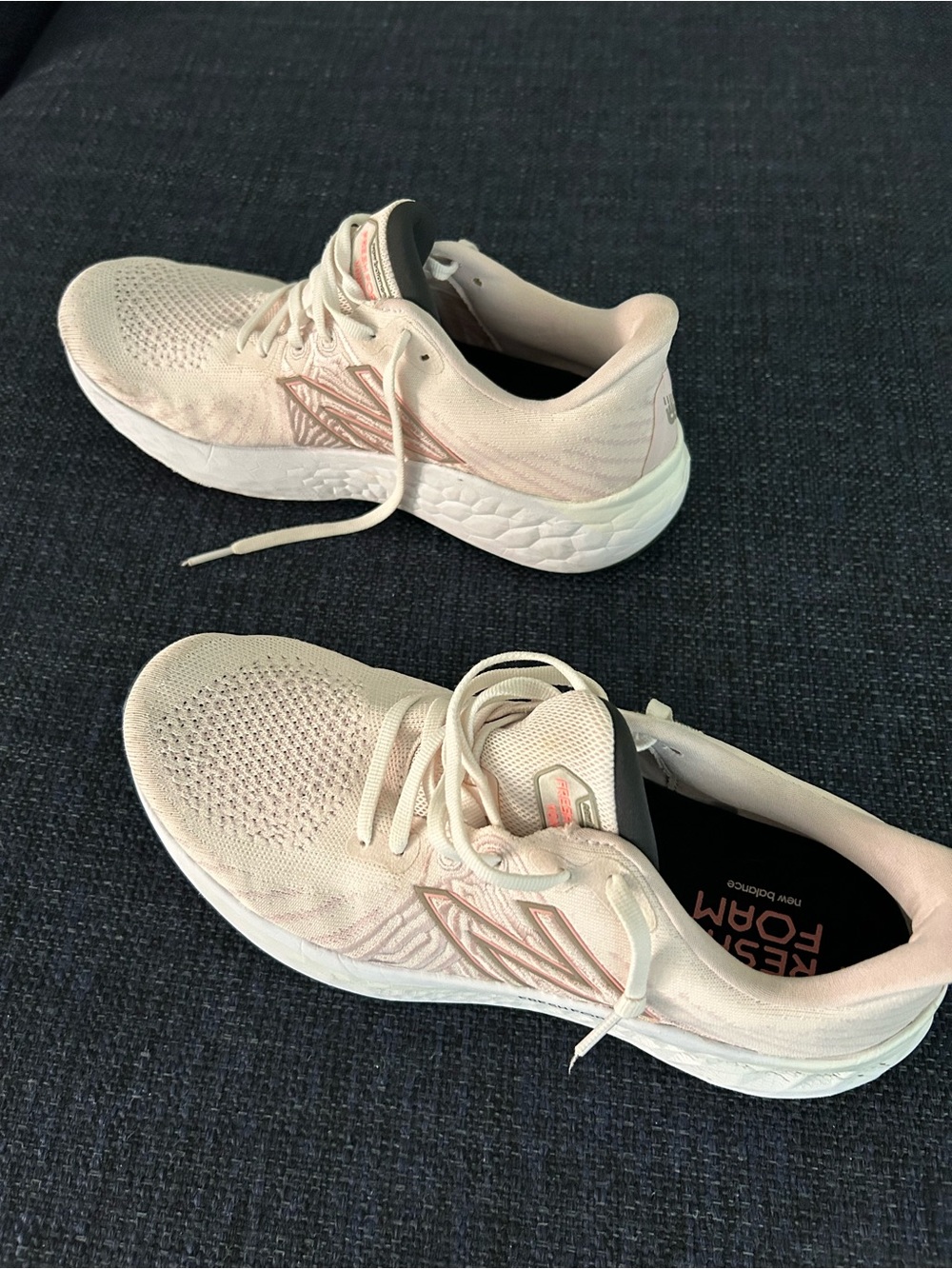 New Balance Women's Pale Pink Knit Sneakers.Size 11